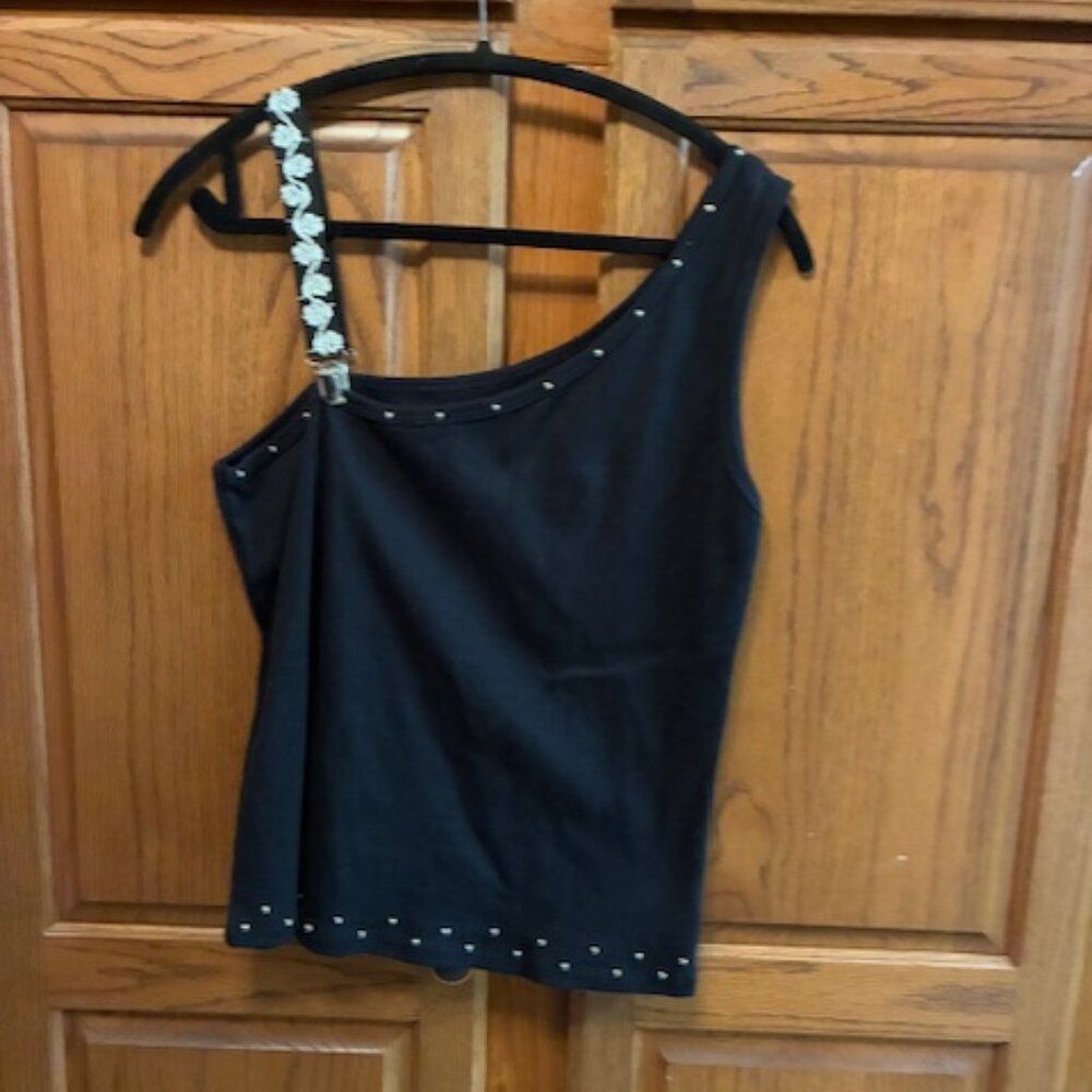 Juniors Rose suspender strap black tank top Size 1X